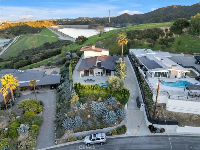 4326 Coronet Drive, Encino, CA 91316