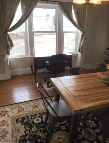 29 Coldbrook Street Ne 1, City Of Grand Rapids, MI 49503