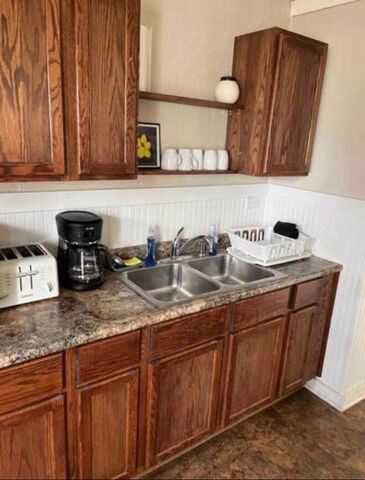 29 Coldbrook Street Ne 1, City Of Grand Rapids, MI 49503