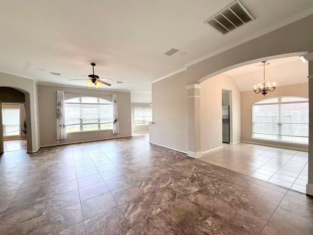 9006 Sundown Drive, Pearland, TX 77584