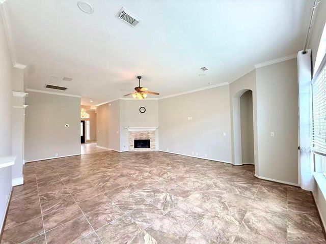 9006 Sundown Drive, Pearland, TX 77584