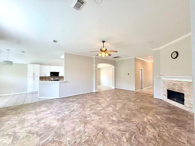 9006 Sundown Drive, Pearland, TX 77584