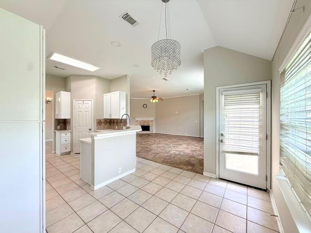9006 Sundown Drive, Pearland, TX 77584