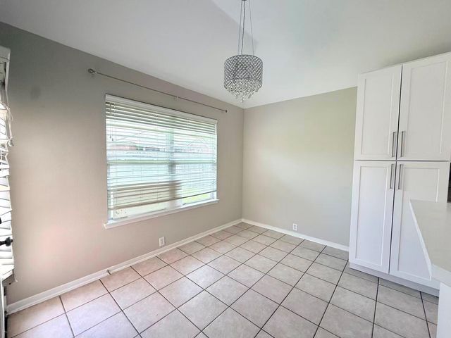 9006 Sundown Drive, Pearland, TX 77584