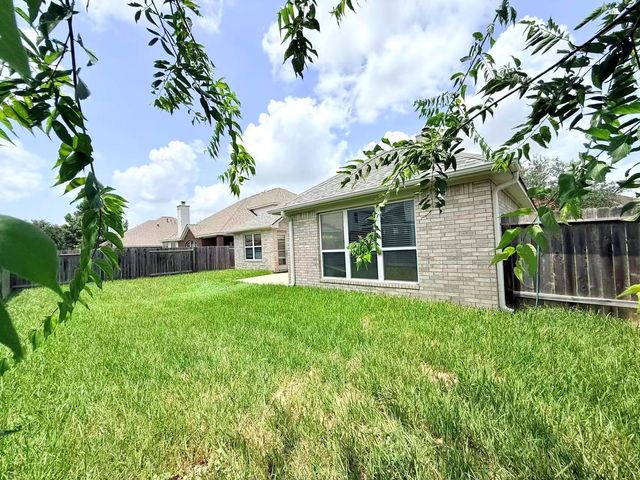 9006 Sundown Drive, Pearland, TX 77584