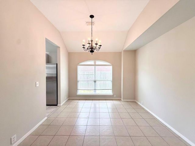 9006 Sundown Drive, Pearland, TX 77584