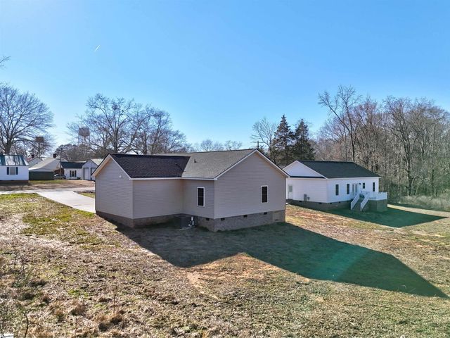 109 Simpson Street, Iva, SC 29655