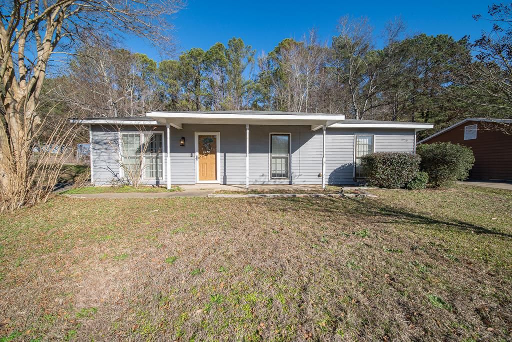 2426 13th Avenue, Phenix City, AL 36867
