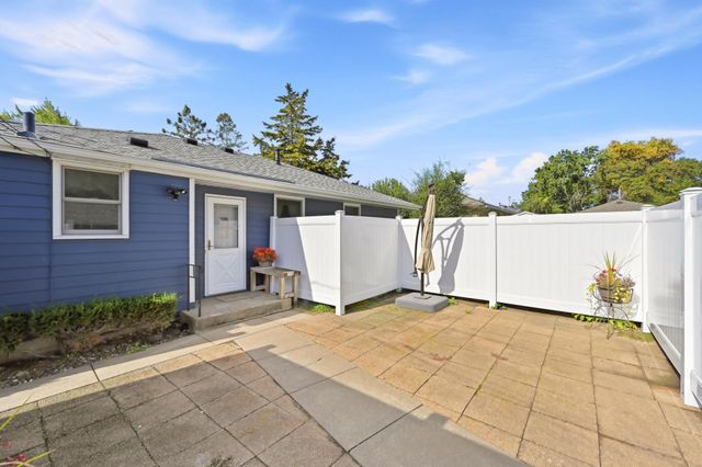 601 114th Avenue NW, Coon Rapids, MN 55448