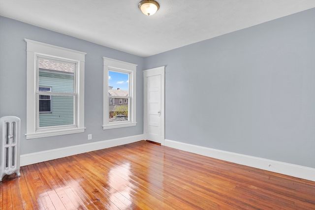 13-15 Wigwam Pl, Springfield, MA 01108