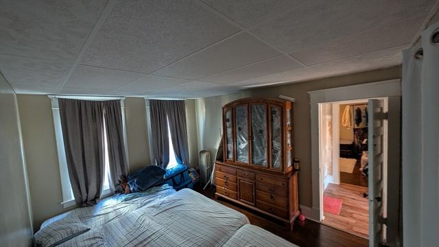 13-15 Wigwam Pl, Springfield, MA 01108