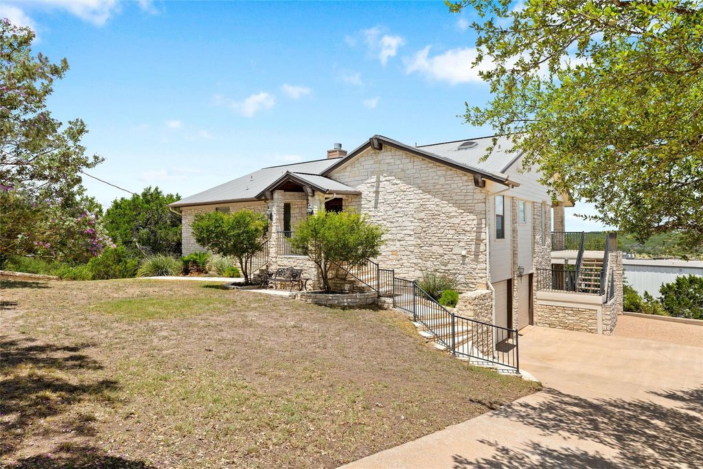 21514 Mount View DR, Lago Vista, TX 78645