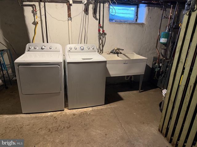 808 DERWYN RD, Drexel Hill, PA 19026