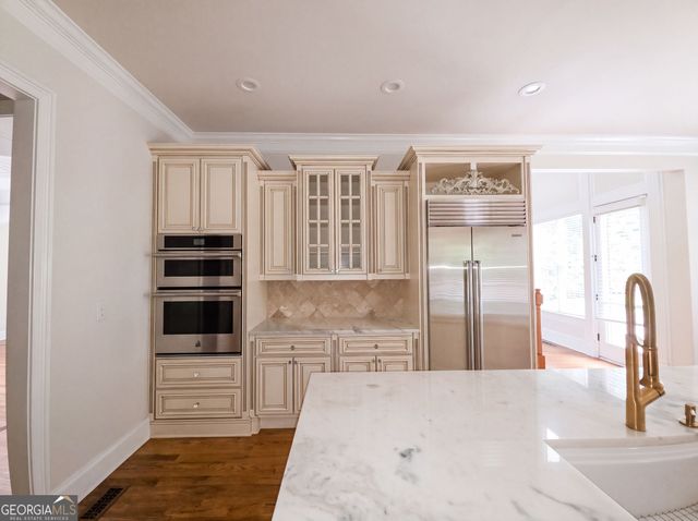 2711 Wildflower Way, Hoschton, GA 30548