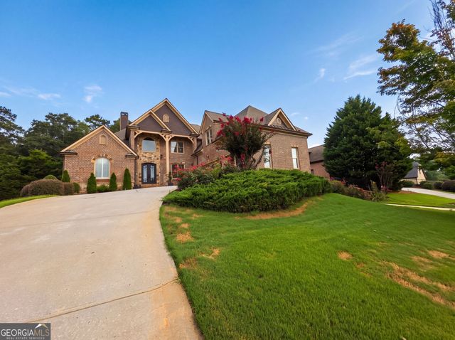 2711 Wildflower Way, Hoschton, GA 30548
