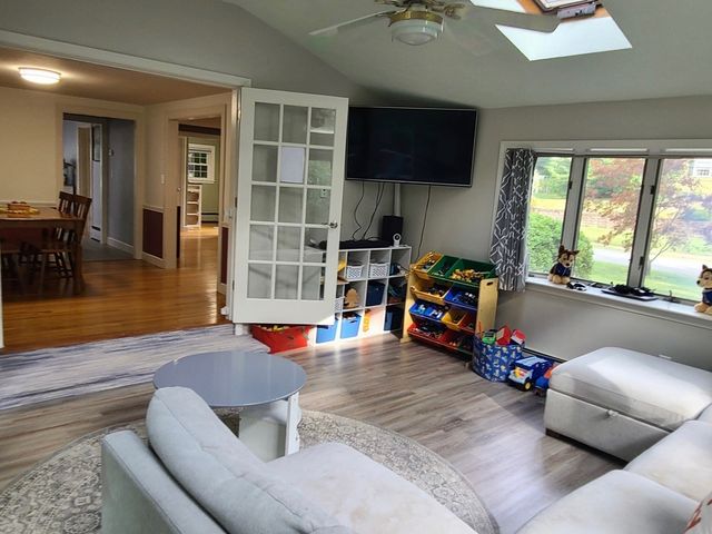 9 Joal Ave, Walpole, MA 02081