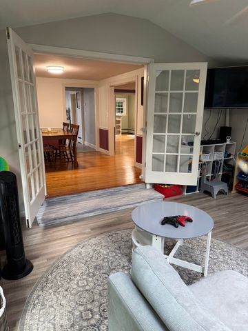 9 Joal Ave, Walpole, MA 02081