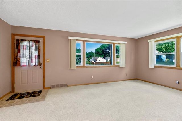 5701 Russell Street, Mission, KS 66202