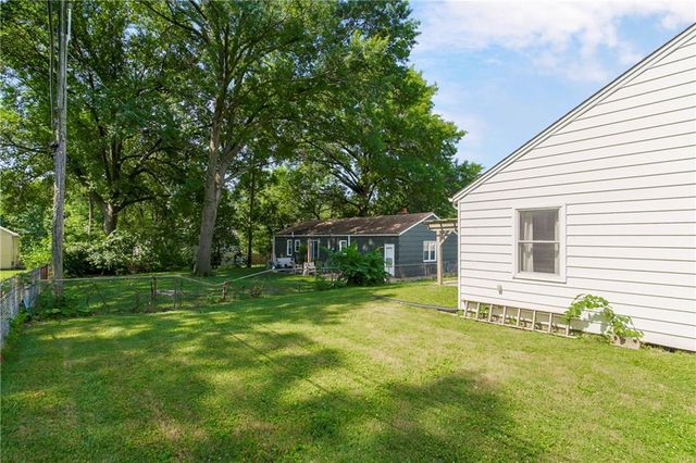 5701 Russell Street, Mission, KS 66202
