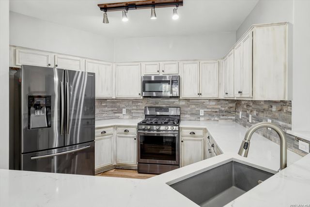 12770 CASCADE HLS, San Antonio, TX 78253