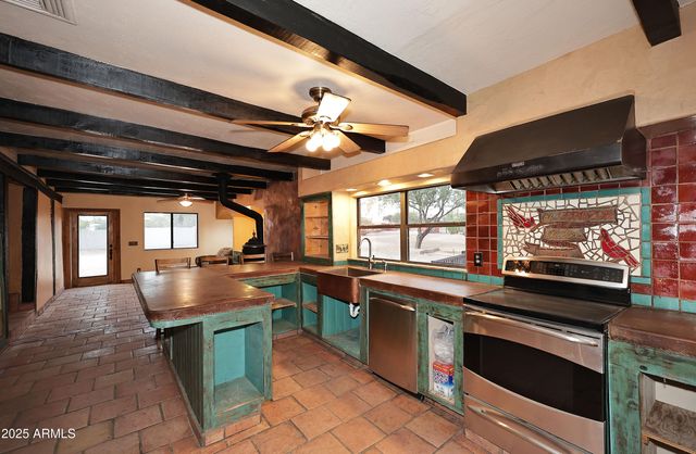 28628 N 44TH Street, Cave Creek, AZ 85331