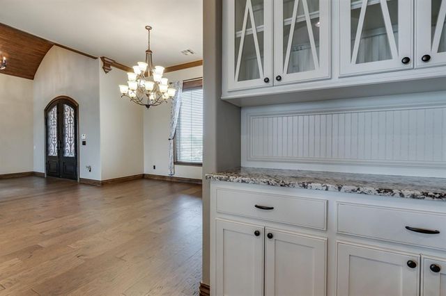 10901 Secretariat Drive, Mustang, OK 73064