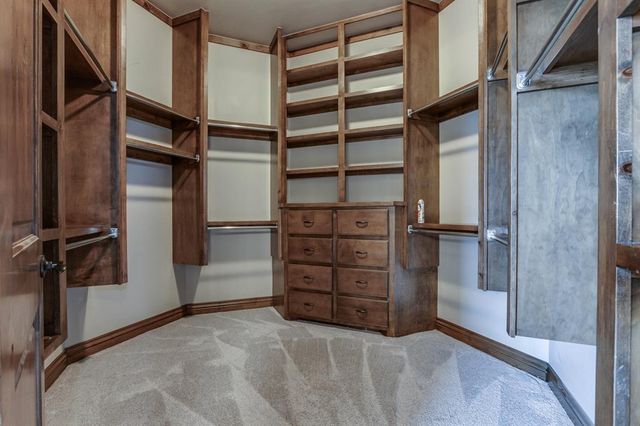 10901 Secretariat Drive, Mustang, OK 73064