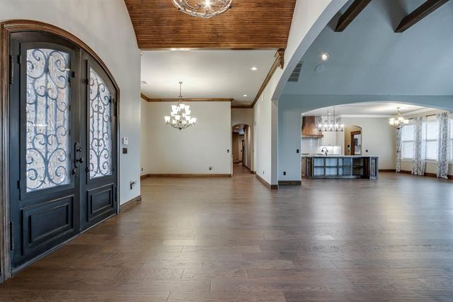 10901 Secretariat Drive, Mustang, OK 73064