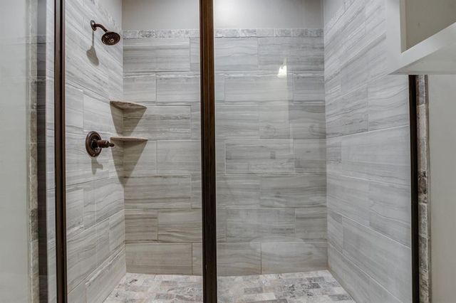 10901 Secretariat Drive, Mustang, OK 73064