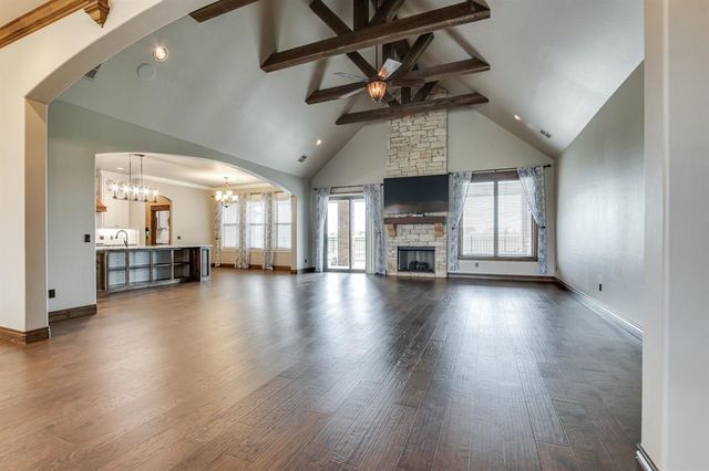 10901 Secretariat Drive, Mustang, OK 73064