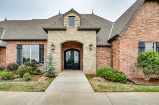 10901 Secretariat Drive, Mustang, OK 73064