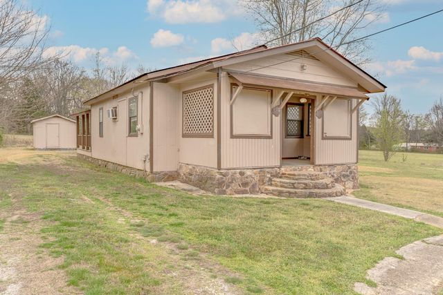 40 Lige Ln, Cave City, AR 72521