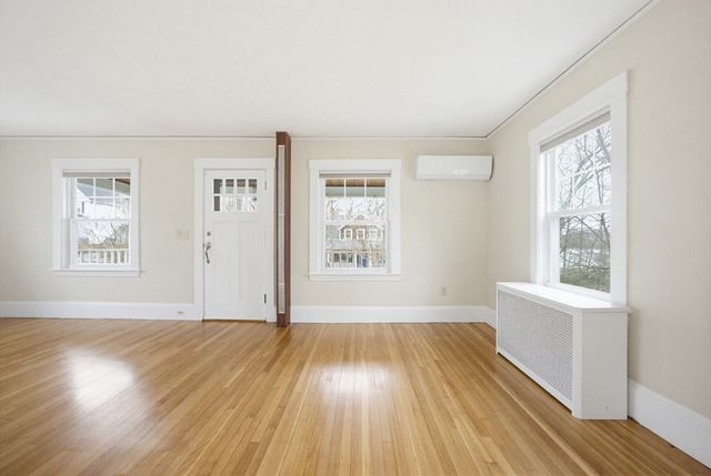 29 Shawmut Terrace, Framingham, MA 01702