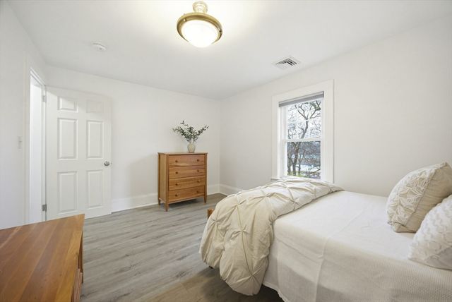 29 Shawmut Terrace, Framingham, MA 01702