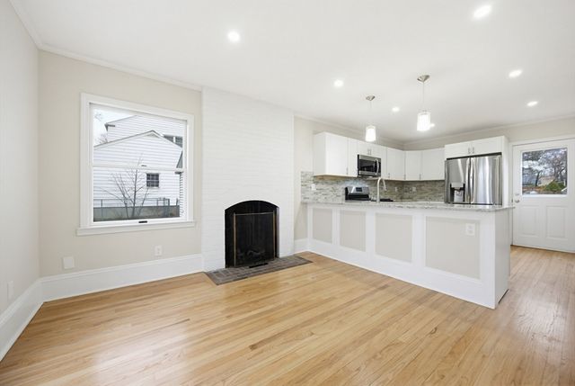 29 Shawmut Terrace, Framingham, MA 01702