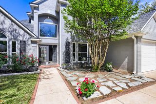8802 Fritsch DR, Austin, TX 78717