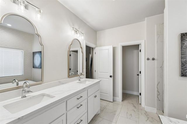 532 Dardanelle Pass, Edmond, OK 73025