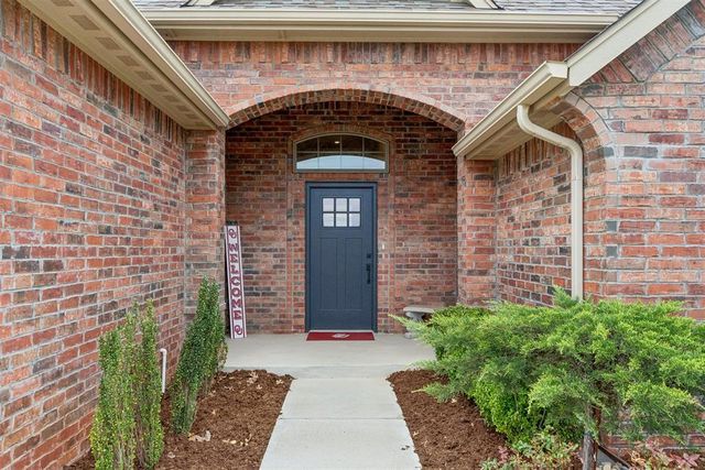 532 Dardanelle Pass, Edmond, OK 73025