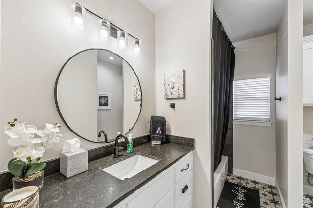 532 Dardanelle Pass, Edmond, OK 73025