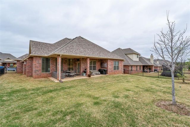 532 Dardanelle Pass, Edmond, OK 73025