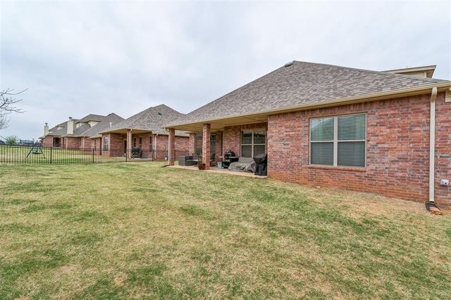 532 Dardanelle Pass, Edmond, OK 73025