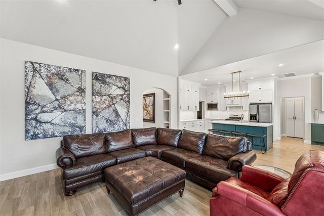 532 Dardanelle Pass, Edmond, OK 73025