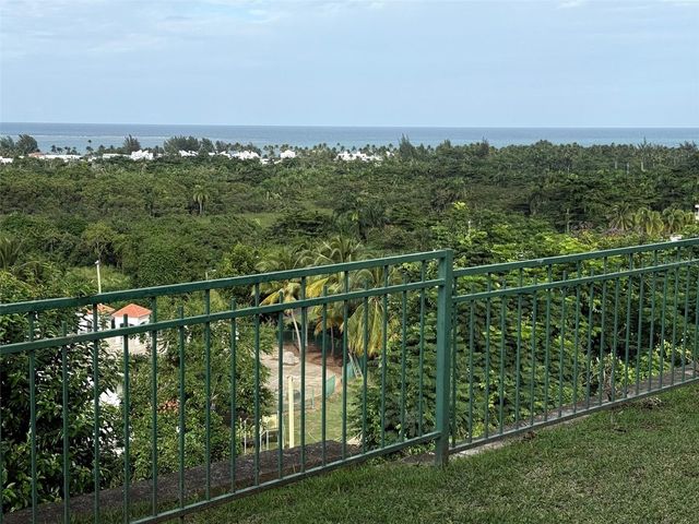 Calle 10 E 101, Rio Grande, PR 00745