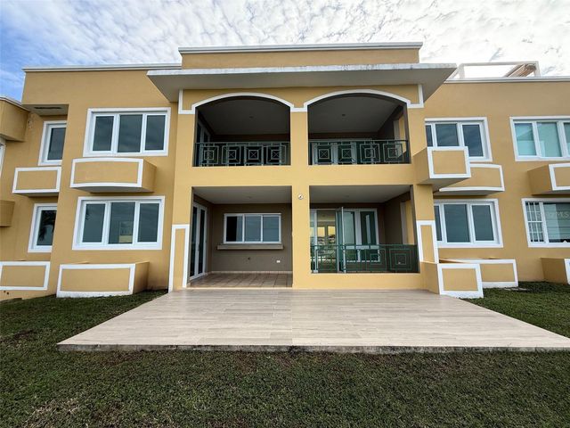 Calle 10 E 101, Rio Grande, PR 00745