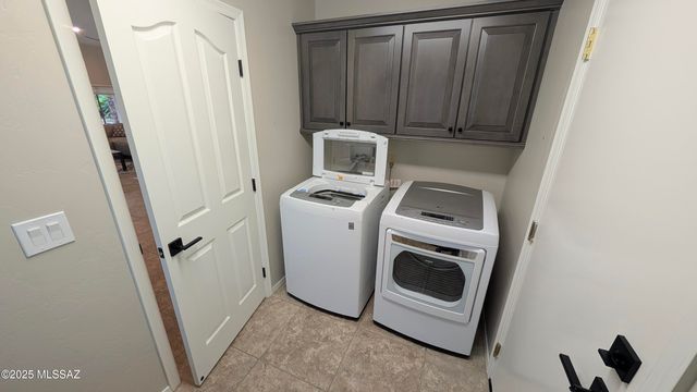 62870 E Amberwood Drive, Tucson, AZ 85739