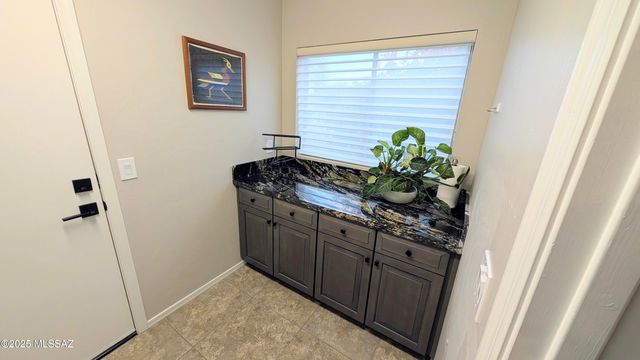 62870 E Amberwood Drive, Tucson, AZ 85739