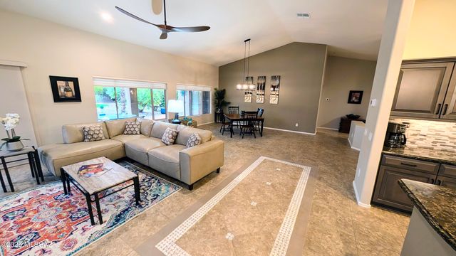 62870 E Amberwood Drive, Tucson, AZ 85739