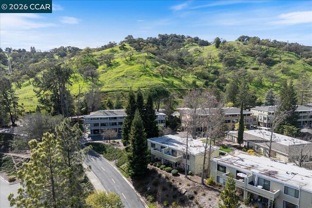 1573 Rockledge Ln 3, Walnut Creek, CA 94595