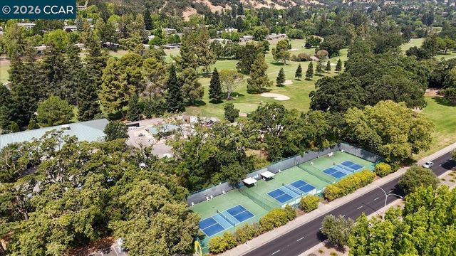 1573 Rockledge Ln 3, Walnut Creek, CA 94595