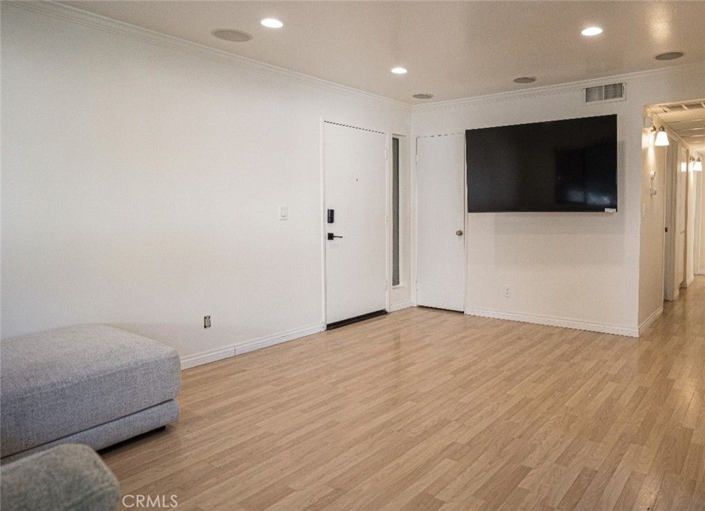 18185 W Sundowner Way 837, Canyon Country, CA 91387